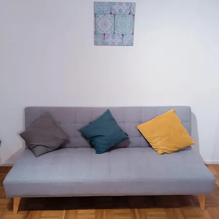 Sonniges 2-zimmer-gartenapartment Апартаменты *